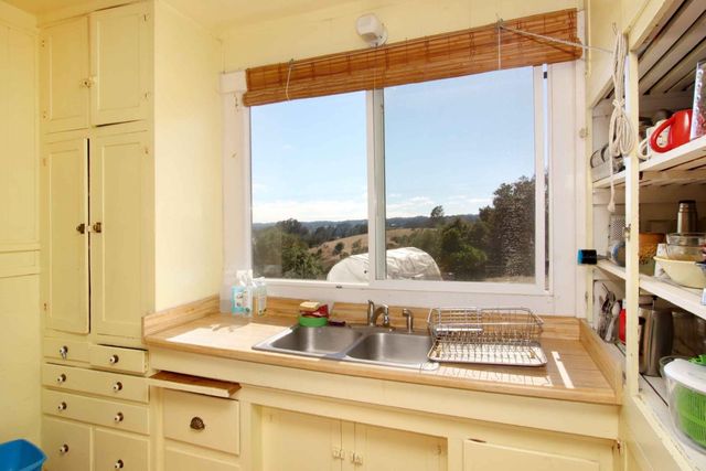 46 Valley View Road, Watsonville, CA 95076
