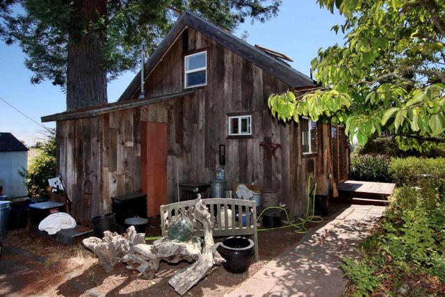 46 Valley View Road, Watsonville, CA 95076