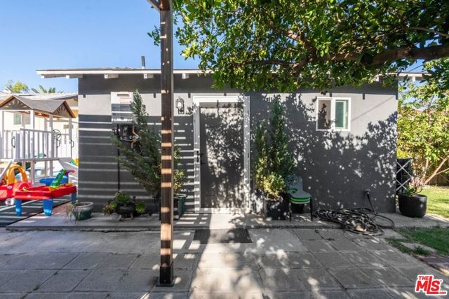 1232 E Harvard Street, Glendale, CA 91205