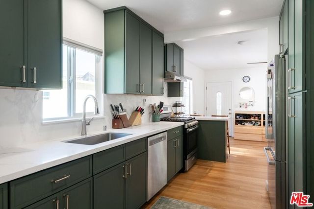 1232 E Harvard Street, Glendale, CA 91205