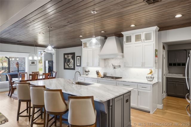 6907 E 91st Street North N, Owasso, OK 74055