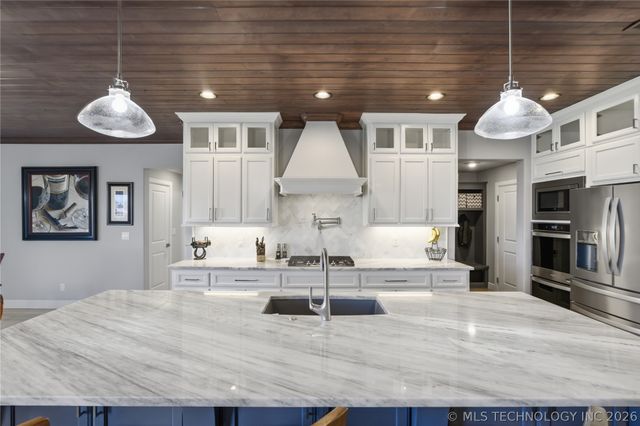 6907 E 91st Street North N, Owasso, OK 74055