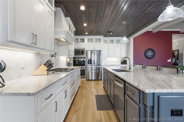 6907 E 91st Street North N, Owasso, OK 74055