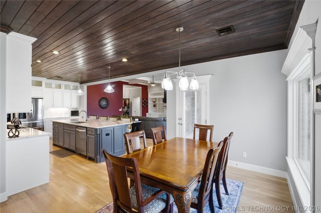 6907 E 91st Street North N, Owasso, OK 74055