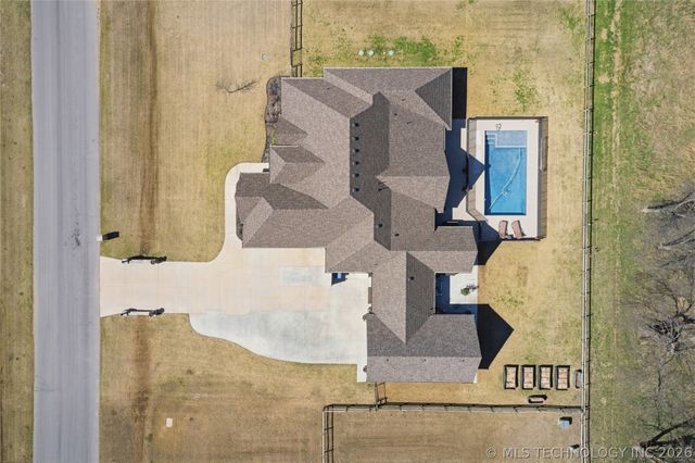 6907 E 91st Street North N, Owasso, OK 74055