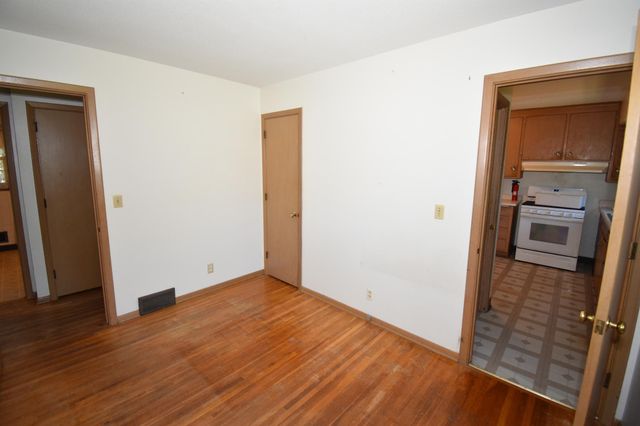 6536 Indiana Avenue N, Brooklyn Center, MN 55429