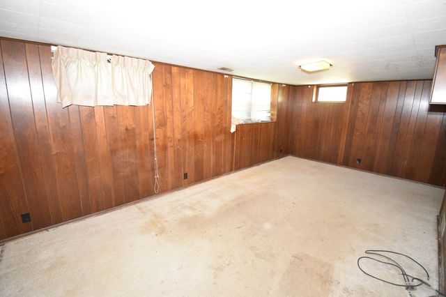 6536 Indiana Avenue N, Brooklyn Center, MN 55429