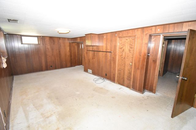 6536 Indiana Avenue N, Brooklyn Center, MN 55429