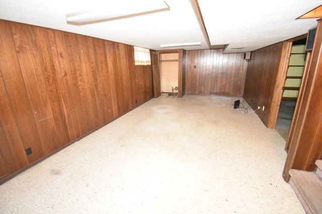 6536 Indiana Avenue N, Brooklyn Center, MN 55429