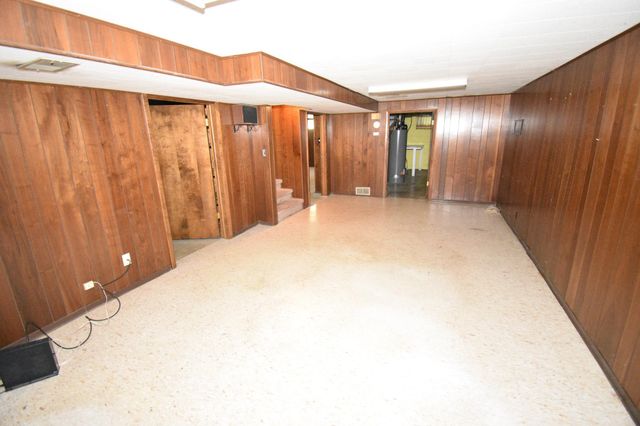 6536 Indiana Avenue N, Brooklyn Center, MN 55429