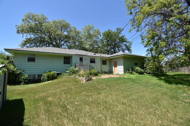 6536 Indiana Avenue N, Brooklyn Center, MN 55429