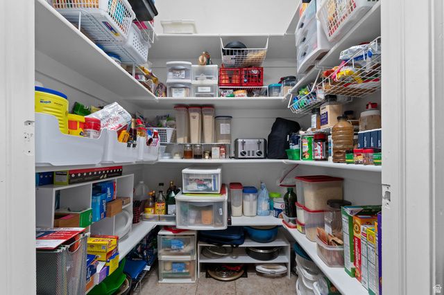 2887 S STAR BROOK CIR CIR, West Valley City, UT 84128