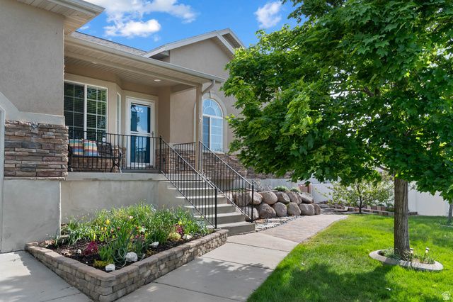 2887 S STAR BROOK CIR CIR, West Valley City, UT 84128