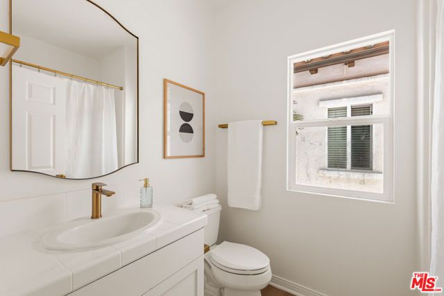 5736 S Celedon, Los Angeles, CA 90094