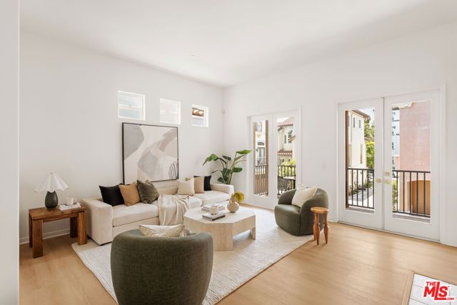 5736 S Celedon, Los Angeles, CA 90094