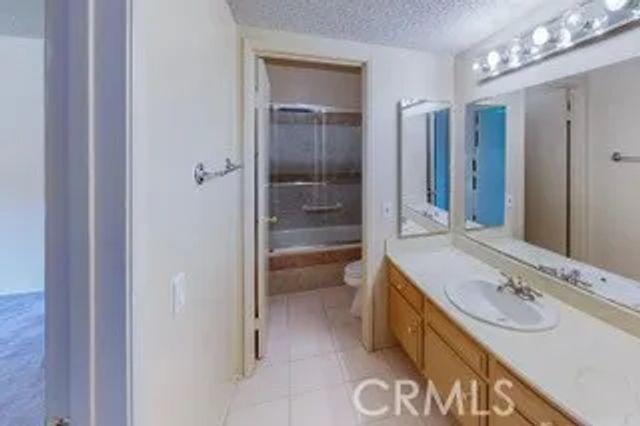 6600 Warner, Huntington Beach, CA 92647