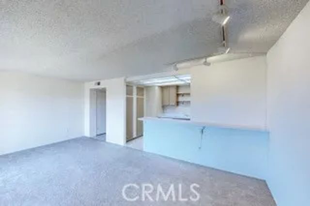 6600 Warner, Huntington Beach, CA 92647