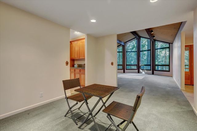 12593 Red Dog Rd, Nevada City, CA 95959