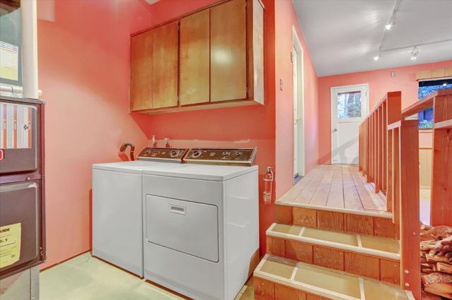 12593 Red Dog Rd, Nevada City, CA 95959