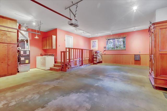 12593 Red Dog Rd, Nevada City, CA 95959