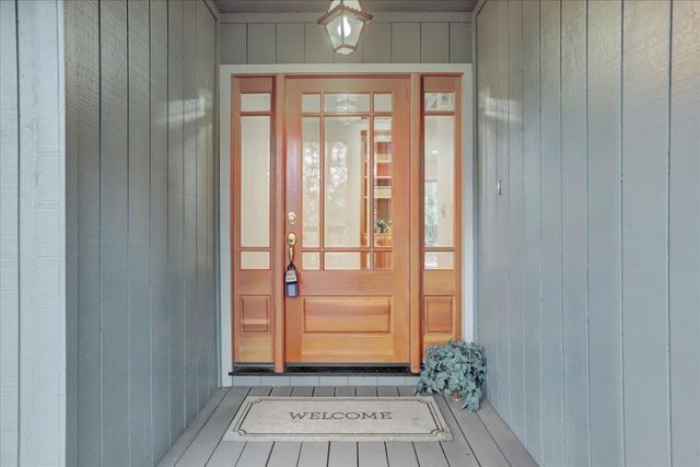 12593 Red Dog Rd, Nevada City, CA 95959