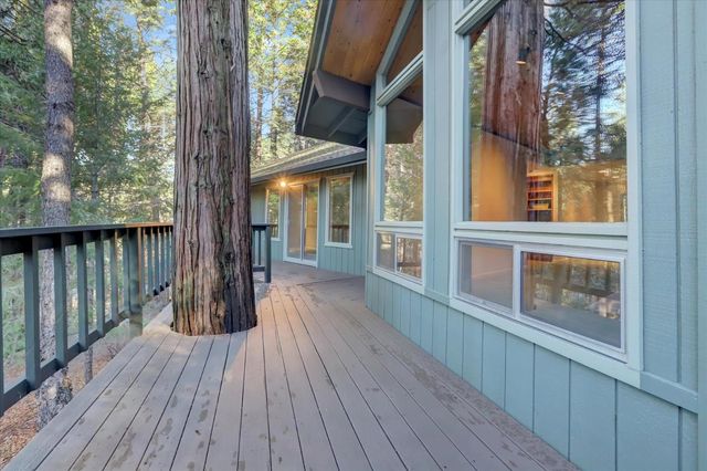 12593 Red Dog Rd, Nevada City, CA 95959