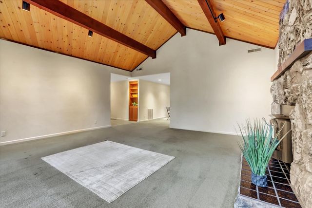 12593 Red Dog Rd, Nevada City, CA 95959