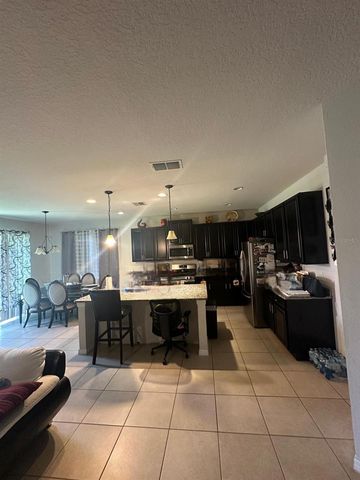 1382 RILEY CIRCLE, Deland, FL 32724