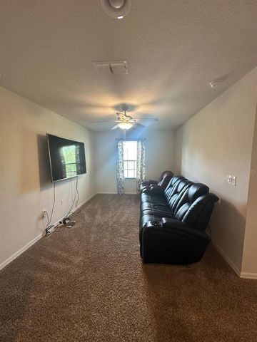 1382 RILEY CIRCLE, Deland, FL 32724