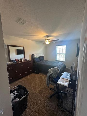 1382 RILEY CIRCLE, Deland, FL 32724