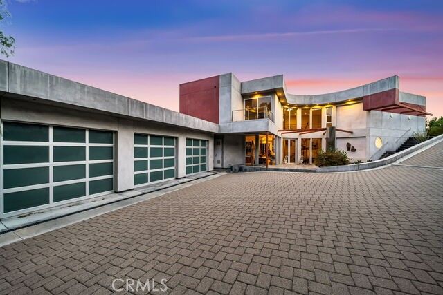 10182 Cowan Heights Drive, North Tustin, CA 92705