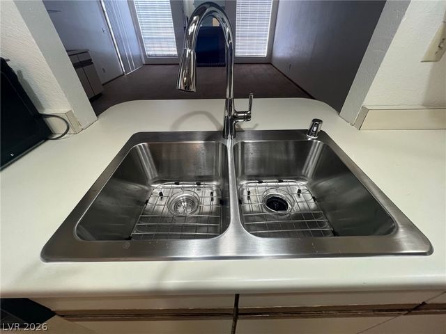 5205 Orchard Hills Avenue, Las Vegas, NV 89130