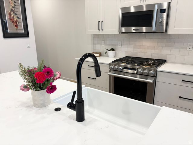 545 E 7215 S, Midvale, UT 84047