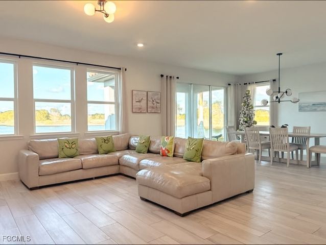 2038 Grove DR, Naples, FL 34120