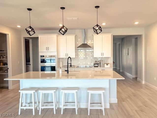 2038 Grove DR, Naples, FL 34120