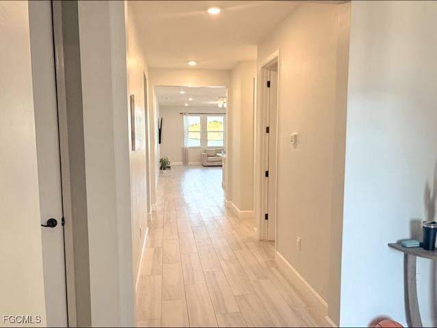 2038 Grove DR, Naples, FL 34120