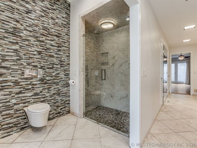 7426 S Gary Place, Tulsa, OK 74136