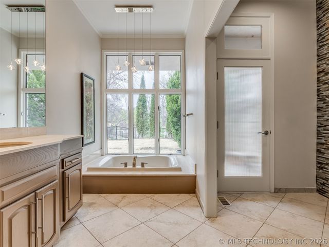 7426 S Gary Place, Tulsa, OK 74136