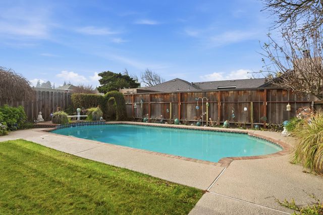 3901 Haverhill Ct, Modesto, CA 95356