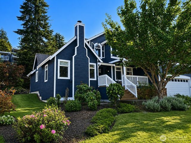14 10th Place S, Kirkland, WA 98033