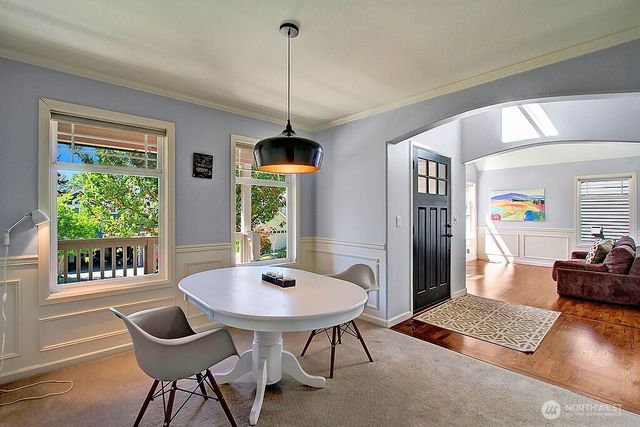 14 10th Place S, Kirkland, WA 98033