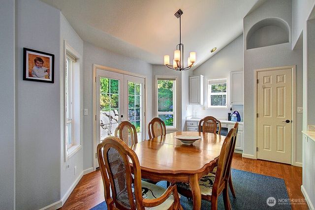 14 10th Place S, Kirkland, WA 98033