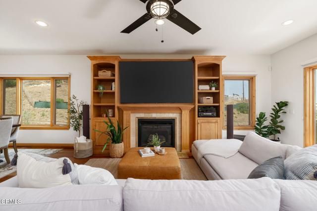 300 N Kalorama Street, Ventura, CA 93001