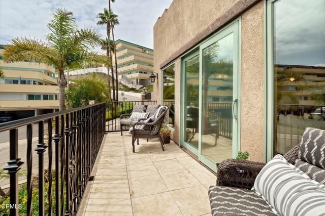 300 N Kalorama Street, Ventura, CA 93001