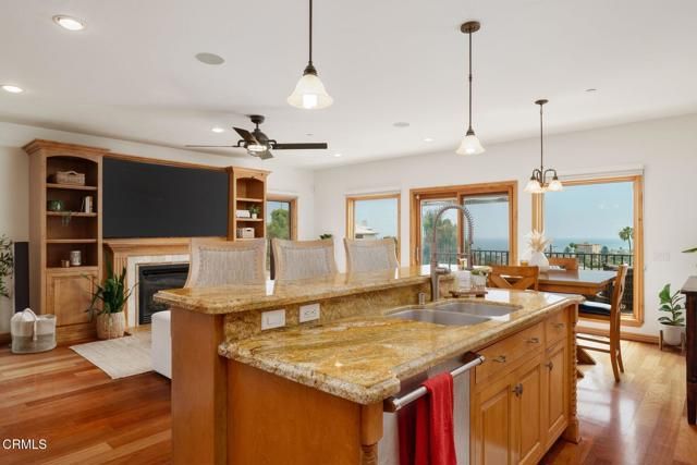 300 N Kalorama Street, Ventura, CA 93001