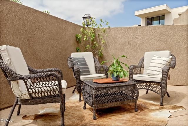 300 N Kalorama Street, Ventura, CA 93001