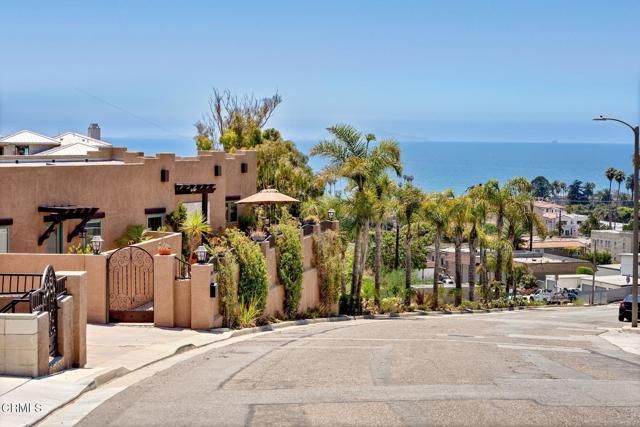 300 N Kalorama Street, Ventura, CA 93001