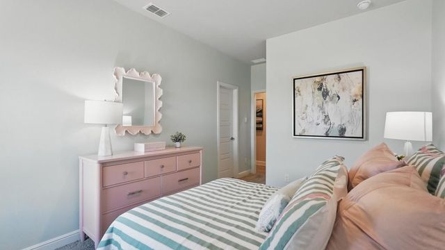 306 Lelo Lane, Mansfield, TX 76063