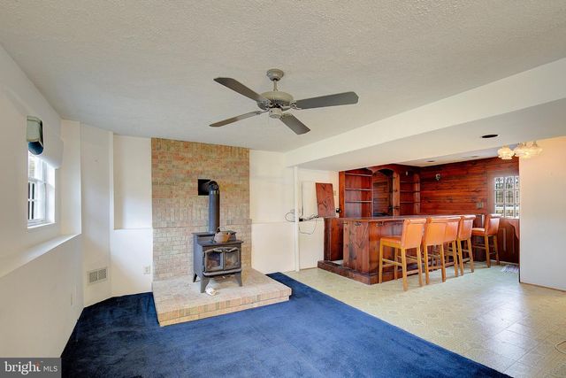 2200 HOLLY OAK CT, Waldorf, MD 20601