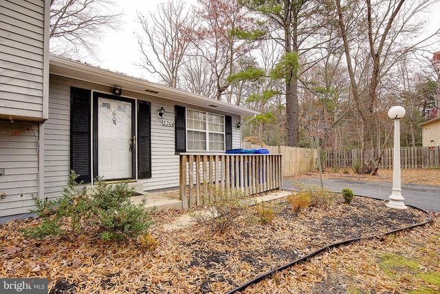 2200 HOLLY OAK CT, Waldorf, MD 20601